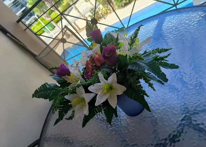 2 Bed In With Communal Pool