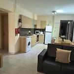 Apartamento 2 Bed In With Communal Pool Kiti