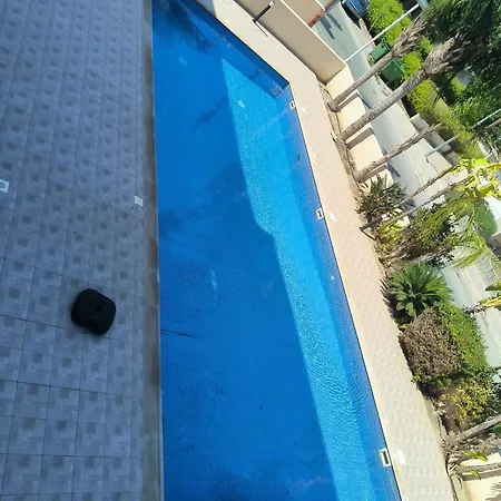 公寓 2 Bed In With Communal Pool *